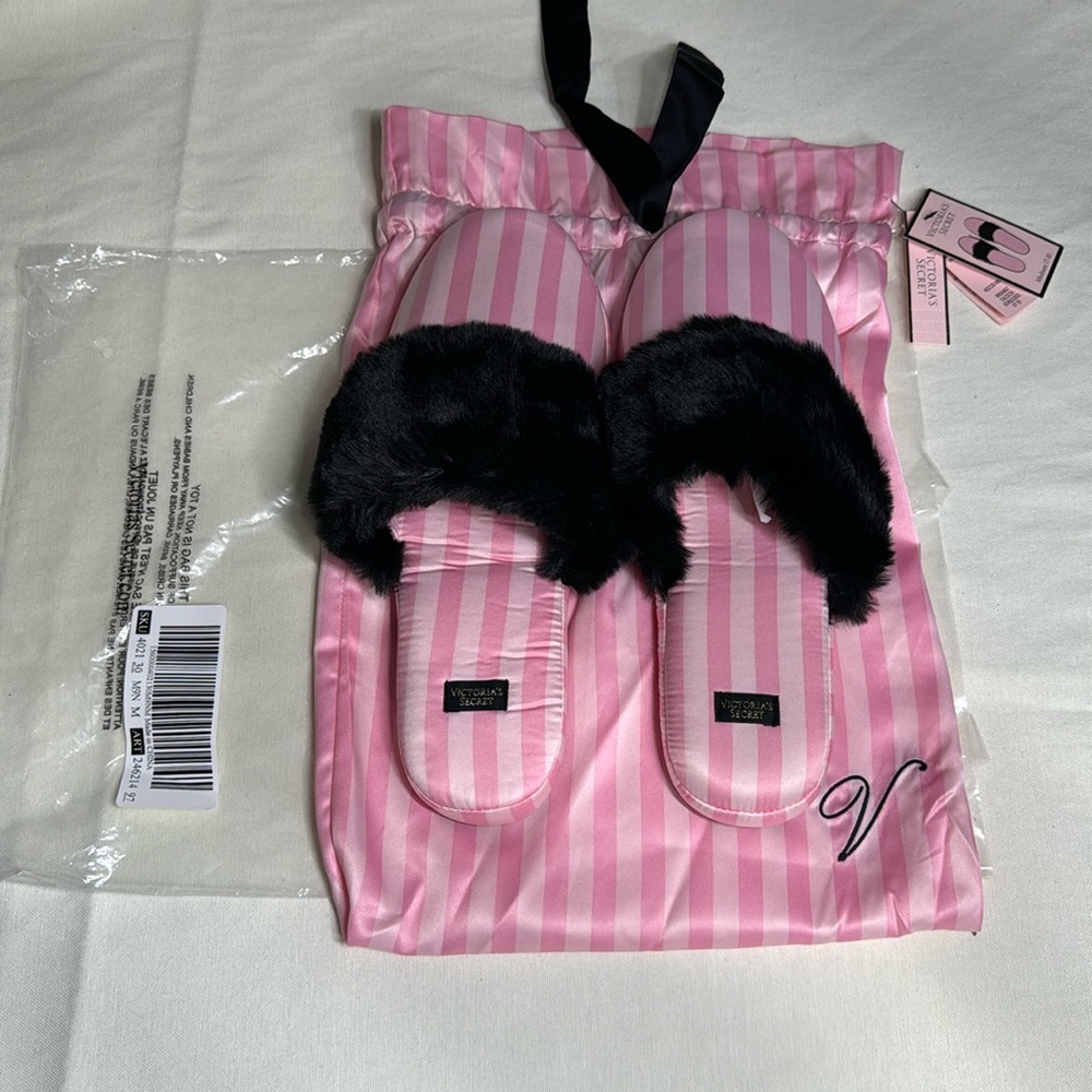 Victoria's Secret Classic Print Stripe Slippers Pink/Black size 7/8 Medium NWT!